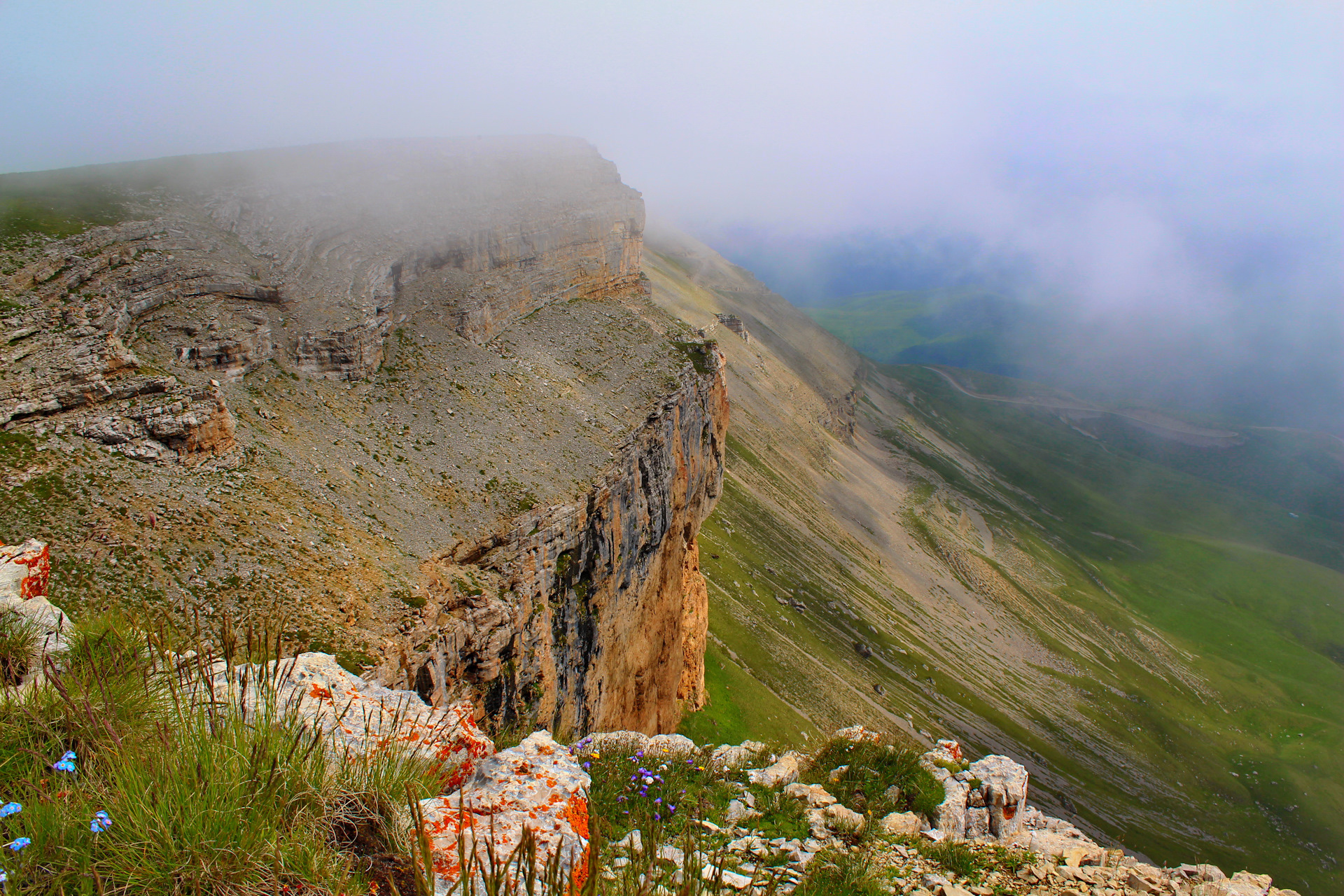 Туманный Канжол или хрен вам, а не виды на Эльбрус! 🏔️ — DRIVE2