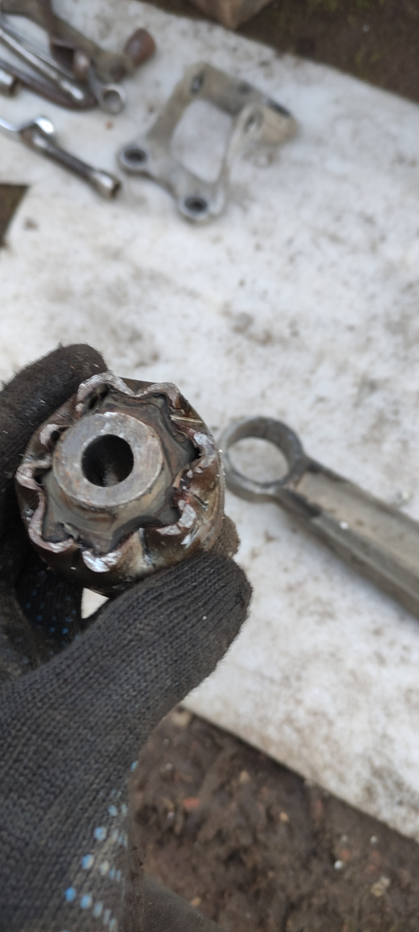 Задние сайлентблоки продольных рычагов 🔧 — Peugeot 406 Break, 2 л, 2000 ...