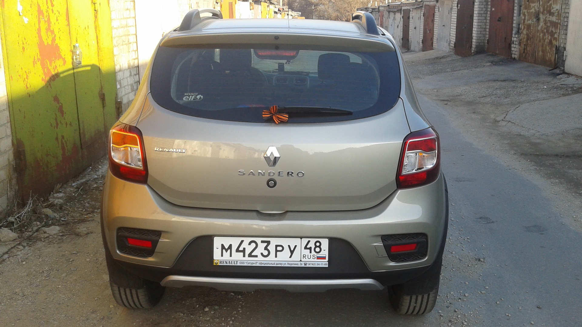 Renault Sandero Stepway (2G) 1.6 бензиновый 2015 | Stepway /нев/ на DRIVE2