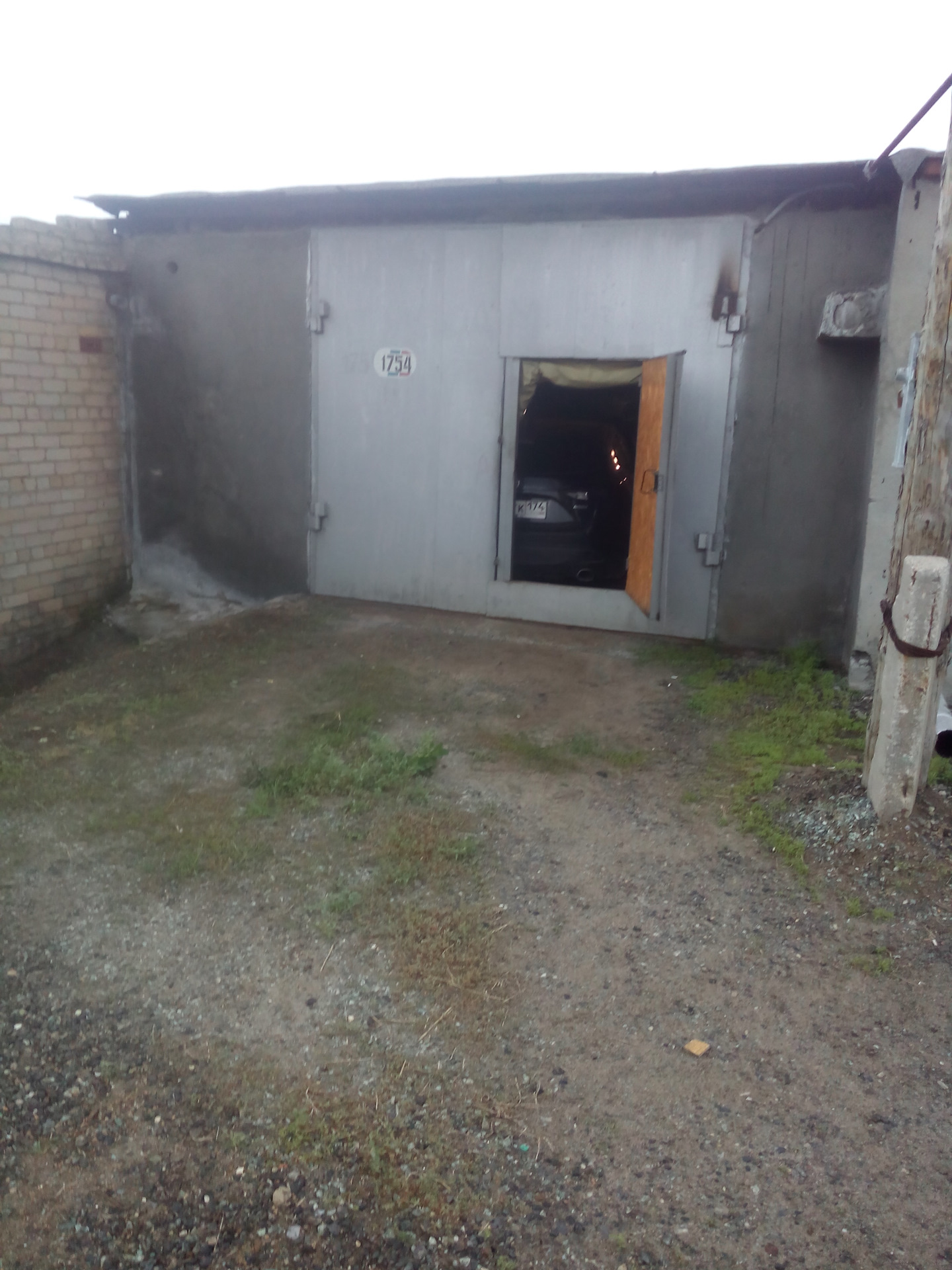 Гараж 80 уровня. Гараж 80 кв м. Гараж 80 квадратов. Гараж 50 квадратов. Гск щукино 5.