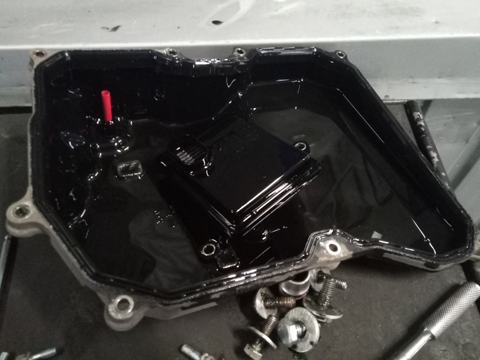Замена масла акпп джетта. Фильтр в коробку Джетта 6 2015 автомат.