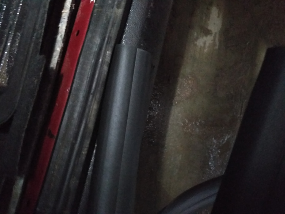 Уплотнительные резинки дверей от логана — Lada Приора хэтчбек, 1,6 л ...