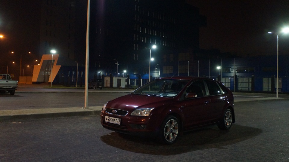 Спонтанные фотки авто за одни сутки — Ford Focus Hatchback II, 2 л ...