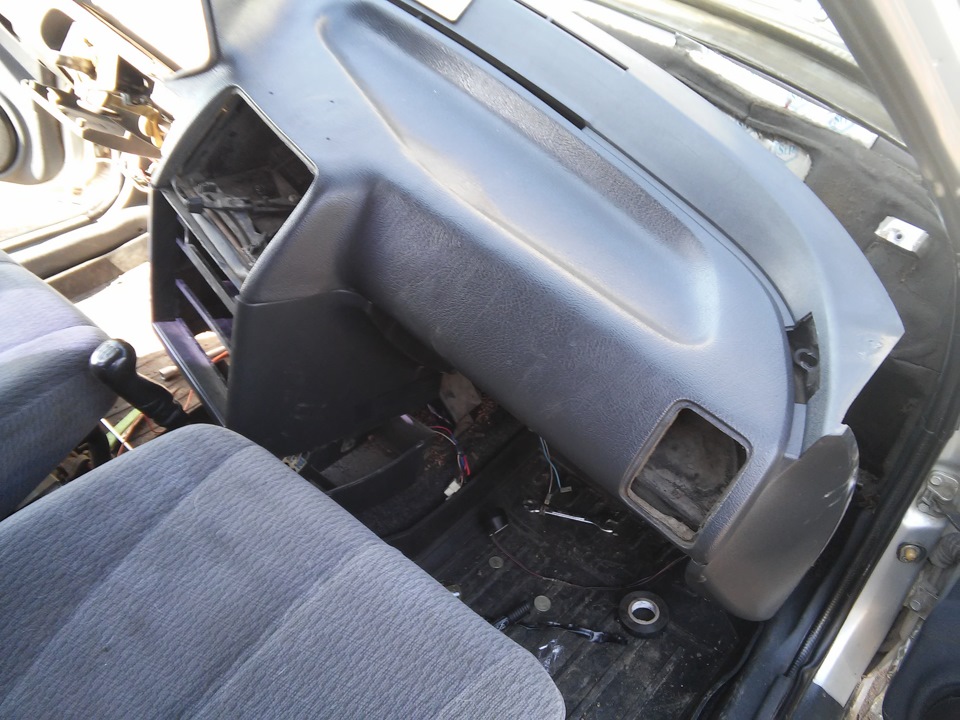 Проклейка торпеды — Lada 21103, 1,5 л, 2004 года | своими руками | DRIVE2