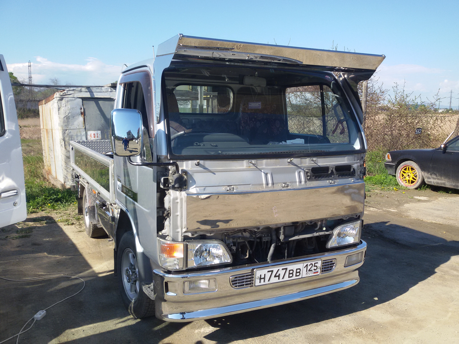 Кабина nissan atlas f24. Nissan atlas f 2002. Nissan atlas h40 фургон. Ниссан атлас 1995. Nissan atlas 23.