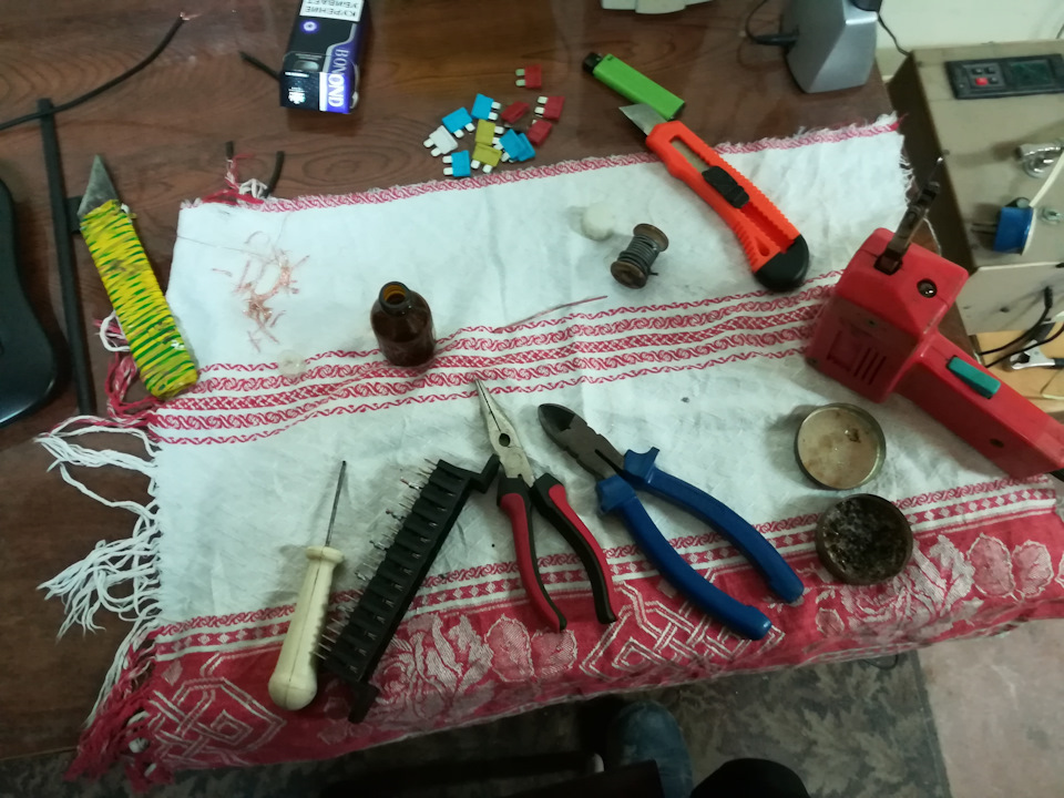 Переход с цилиндрических предохранителей на флажковые. Евро Блок ...