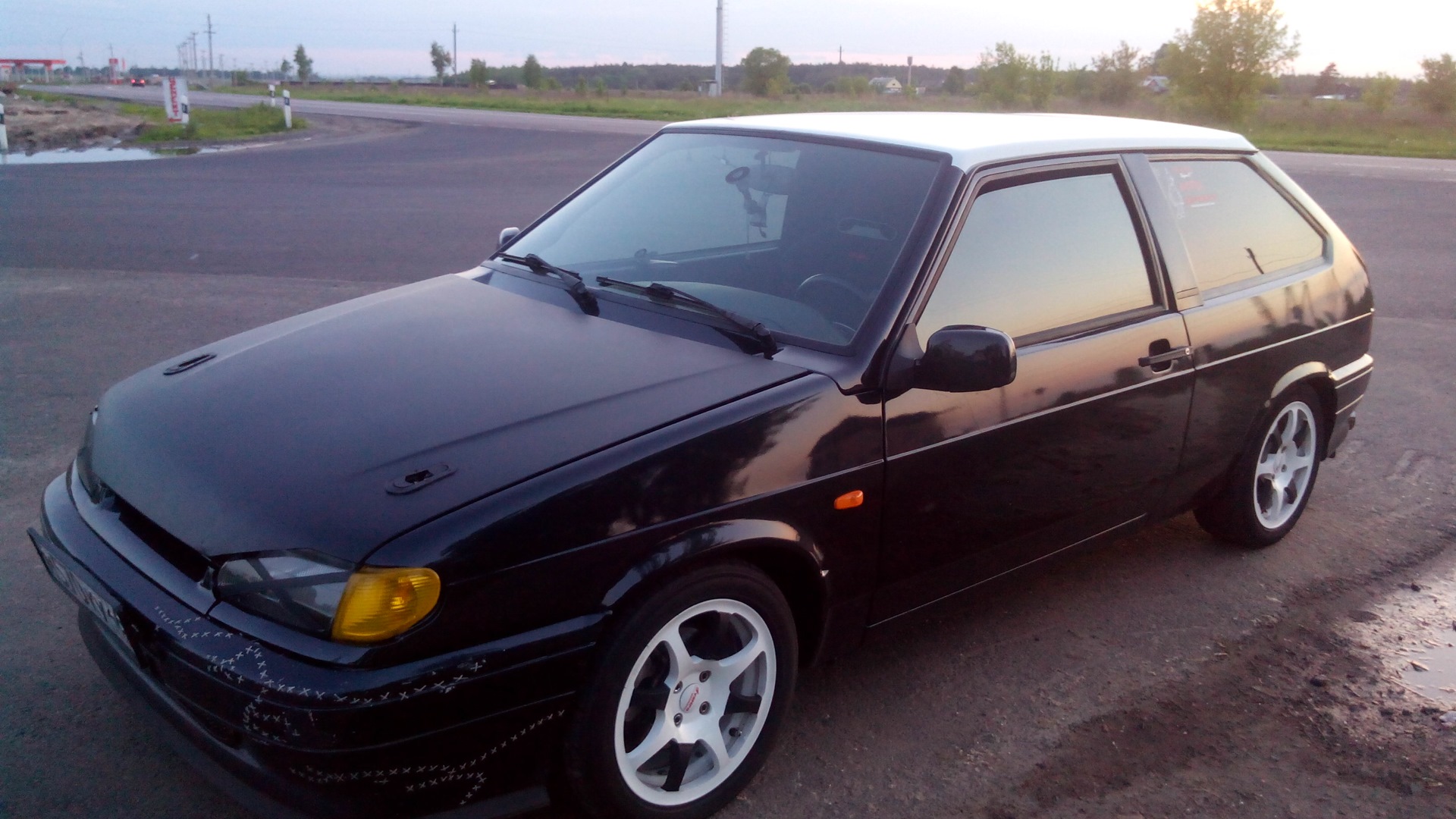 Лад 13 отзыв. Ваз 2113 купе. 2113 в цвете млечный путь. Тринадцатая ваз 2113. Ваз 2113.