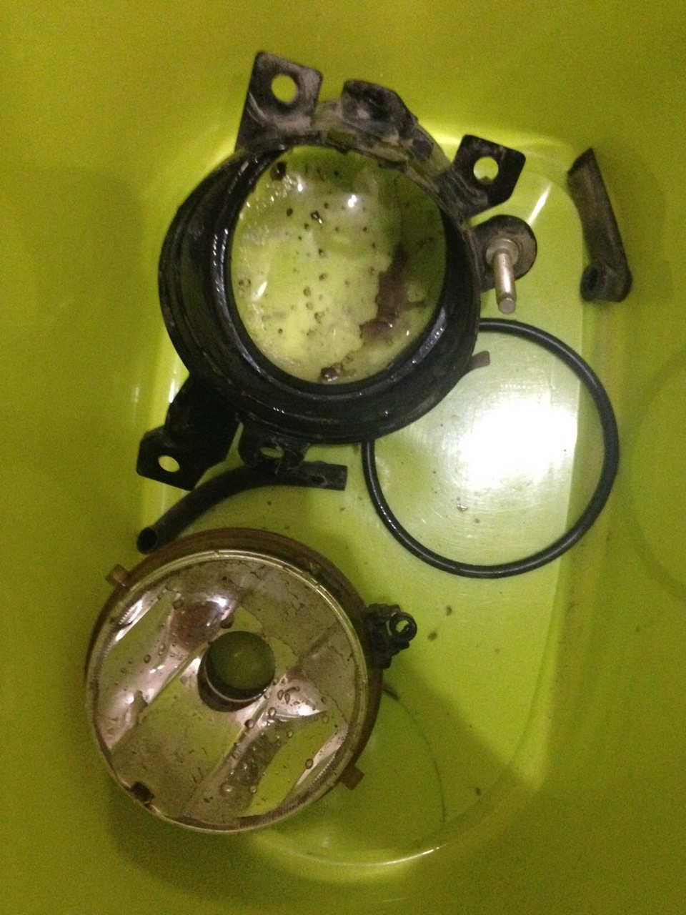 Шишка на резине, залитая ПТФ, наклейка на замок зажигания — Volkswagen ...