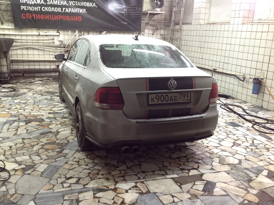 "В попу регламент, уже третья замена" — Volkswagen Polo Sedan GT, 1,4 л ...