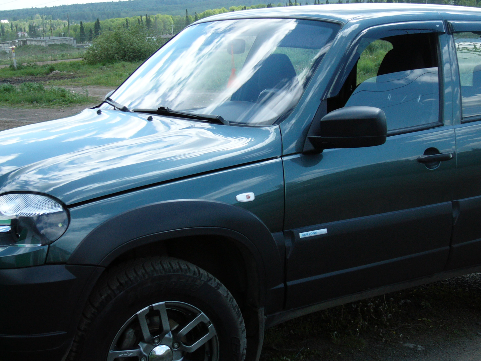 Chevrolet Niva С†РІРµС‚ 360