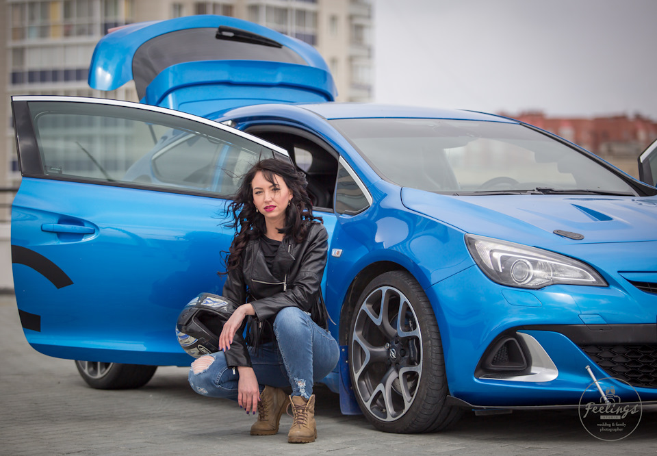 Opel Astra j OPC girls