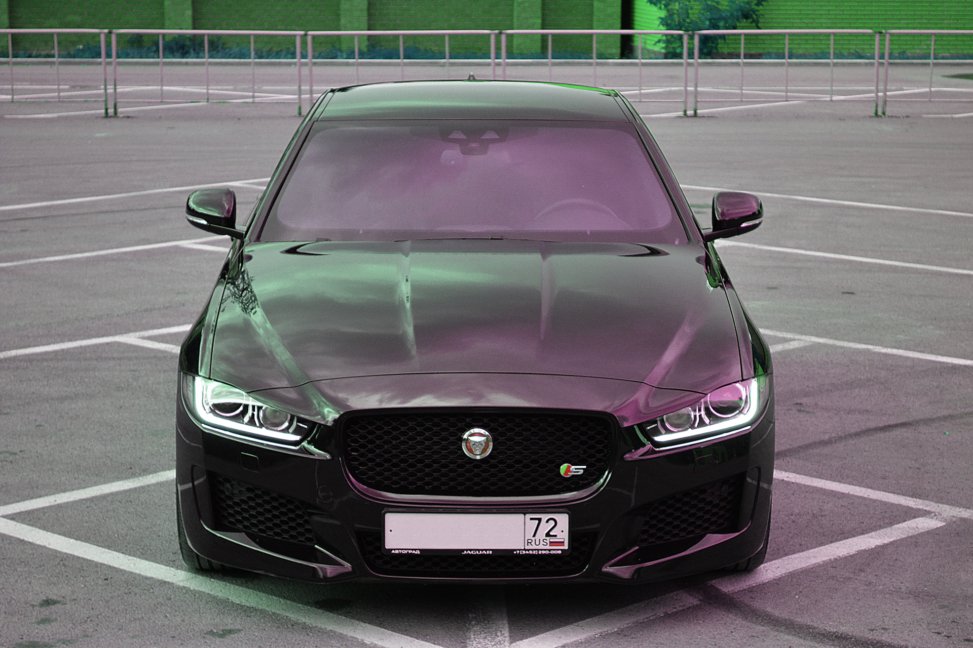 Jaguar xe 2016 Black