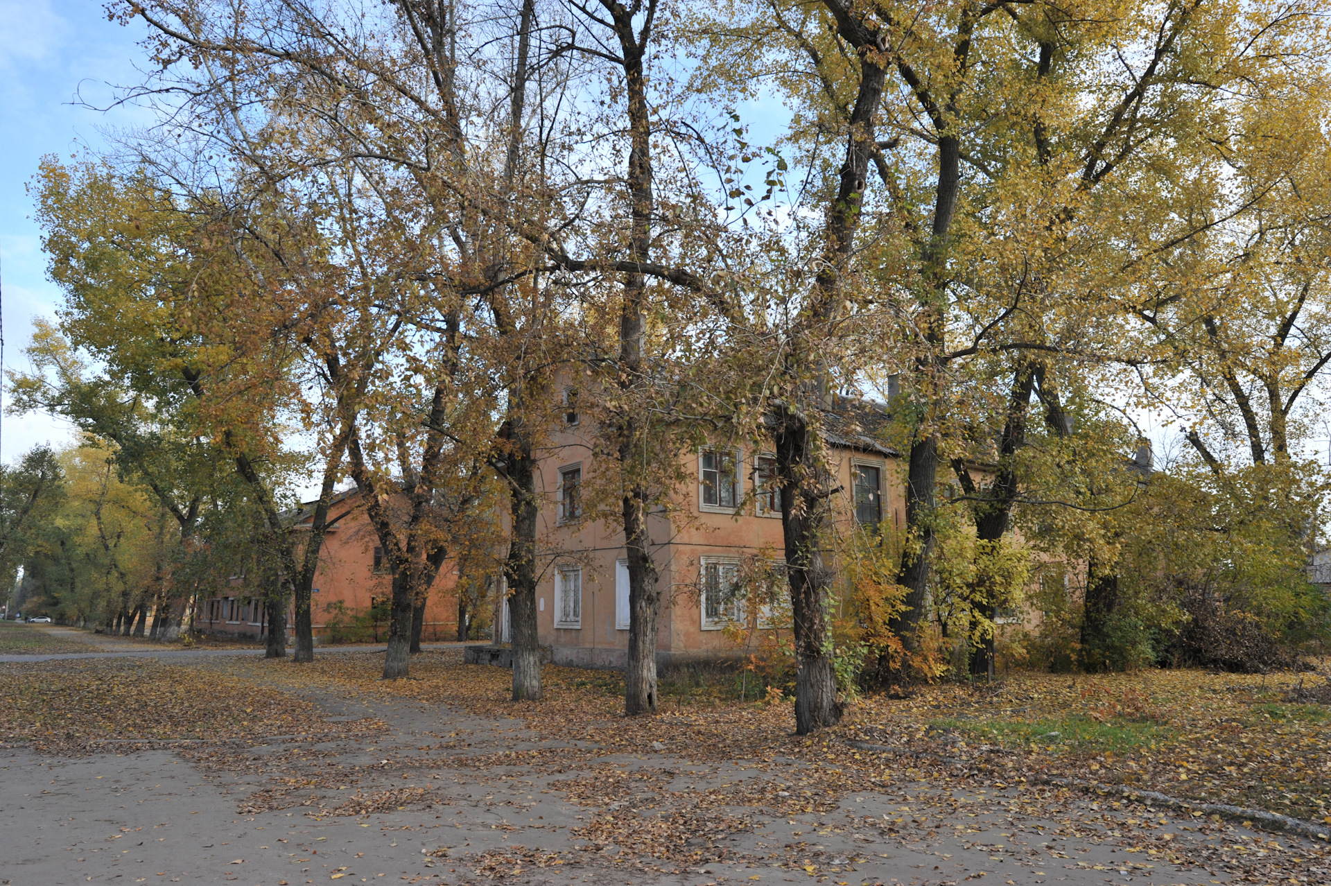 2017.10.22. А может снова в Воронеж? На 3,5 дня? (Часть 4. Лиски и… наконец  то Воронеж) — Toyota Sequoia (1G), 4,7 л, 2002 года | путешествие | DRIVE2