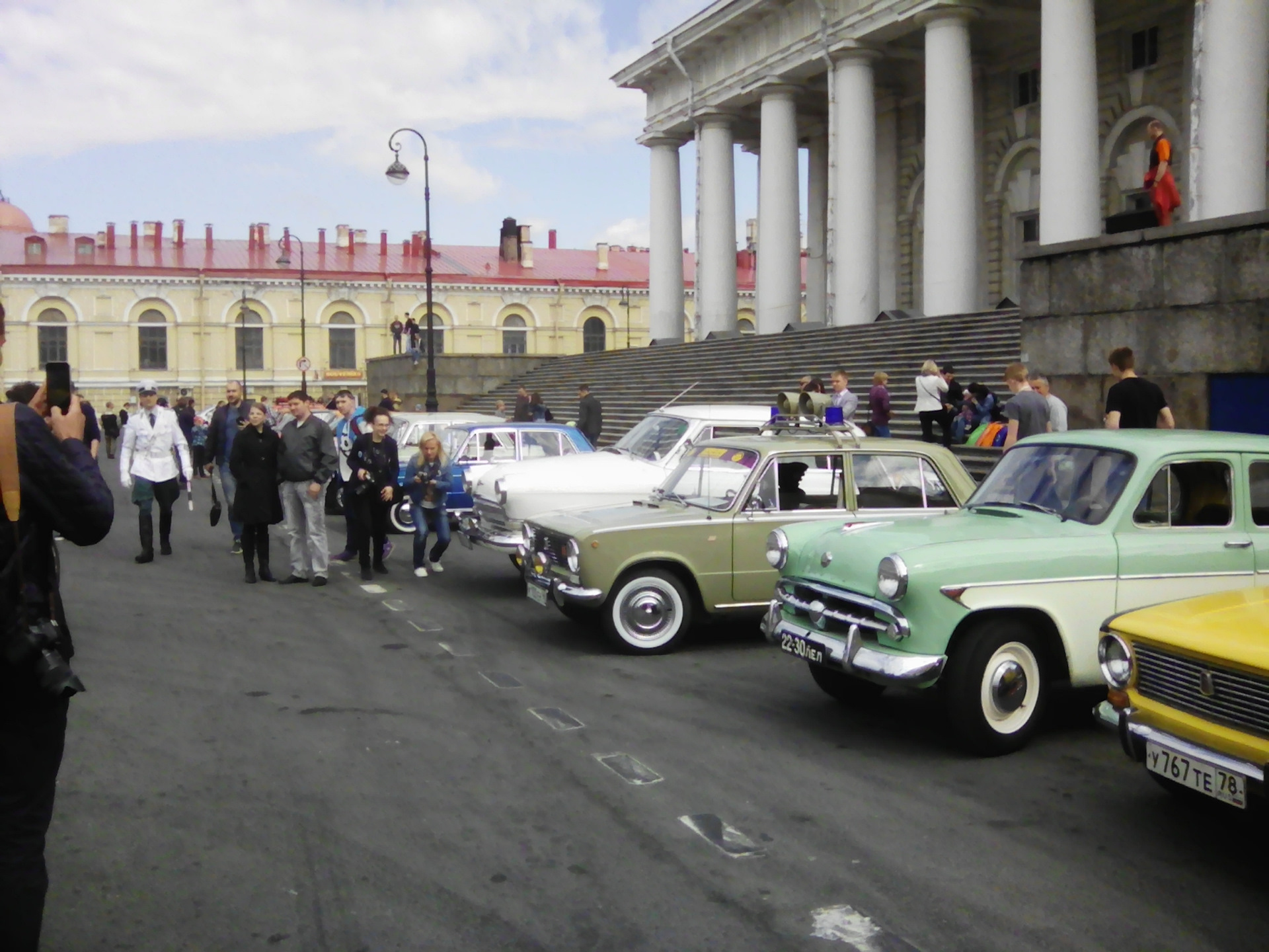 Пробег ретроавтомобилей РЖД.