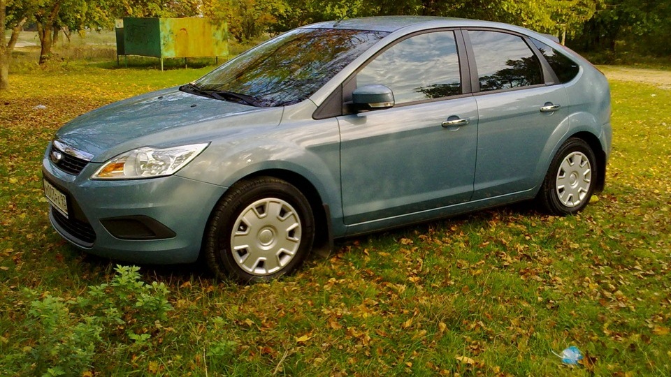 Цвет авалон. Ford focus 2 цвет авалон. Форд фокус 2009 хэтчбек. Форд фокус 2 цвет авалон. Форд фокус 2 испанская сборка.