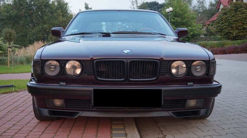 Бампер бмв е32. БМВ е34 широкая морда. BMW e34 широкая морда. Губа е34. БМВ е32 широкая морда и обычная.