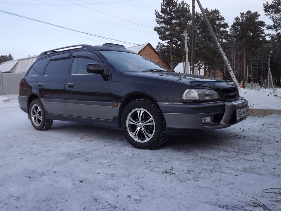 Зимнее литье на 15. Toyota Caldina 1998. Toyota Caldina литье.