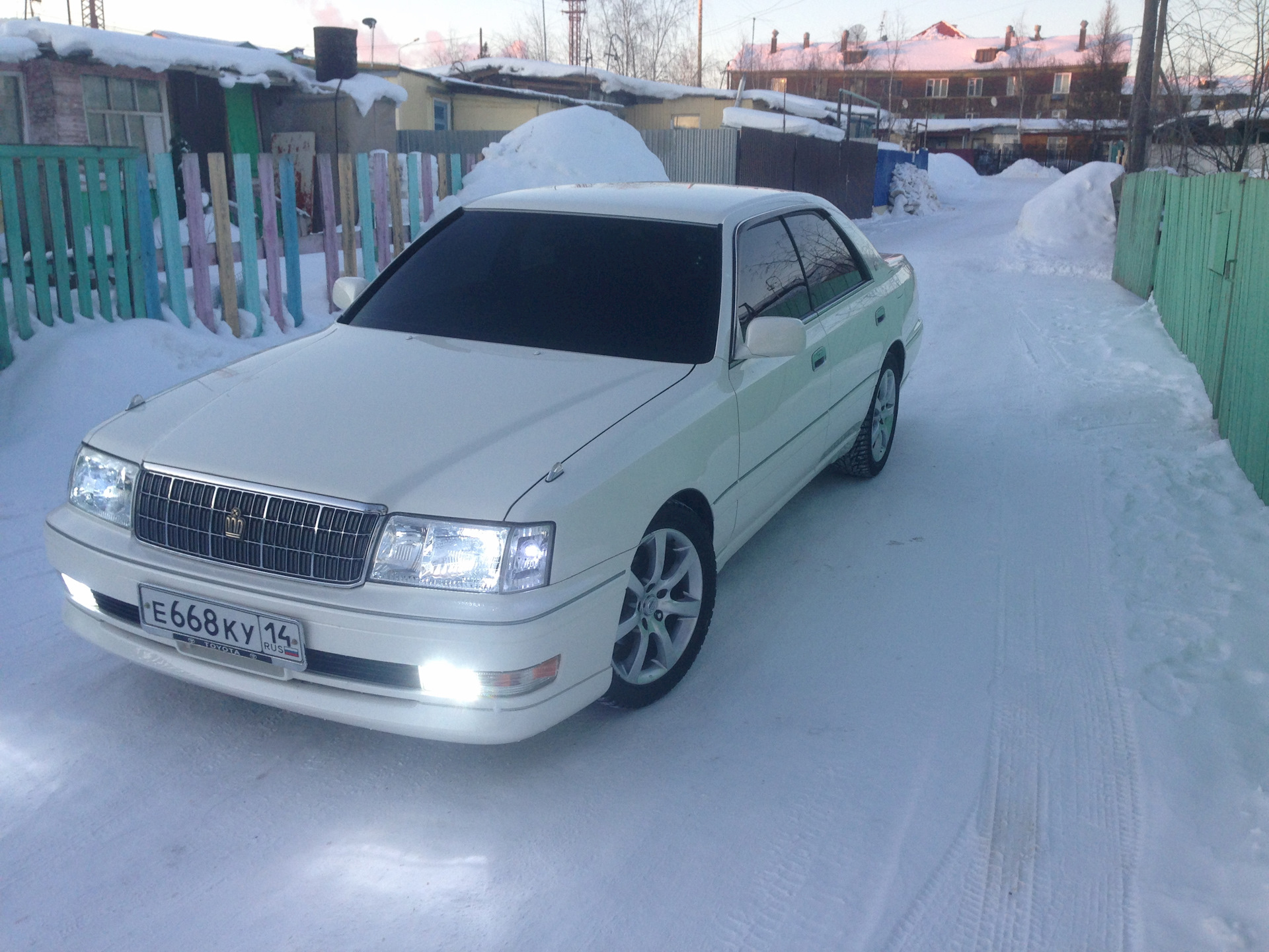 Краун 150. Toyota Crown 150 кузов. Тойота Краун 1999 150 кузов.