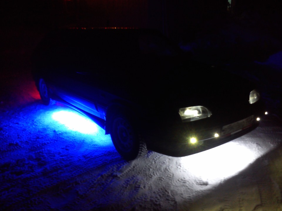 Подсветка днища — Lada 2113, 1,6 л, 2008 года | тюнинг | DRIVE2