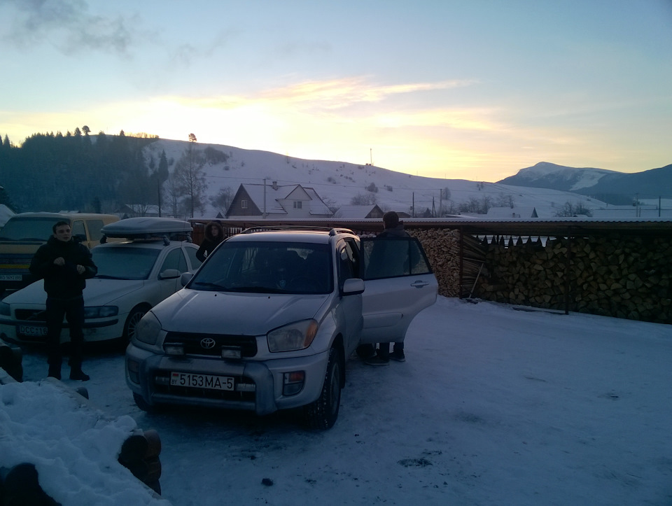 Фото в бортжурнале Toyota RAV4 (II)