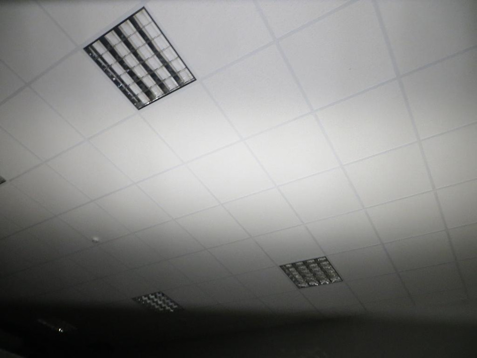 и самый малый с рефлектором 37х60 — УАЗ Patriot