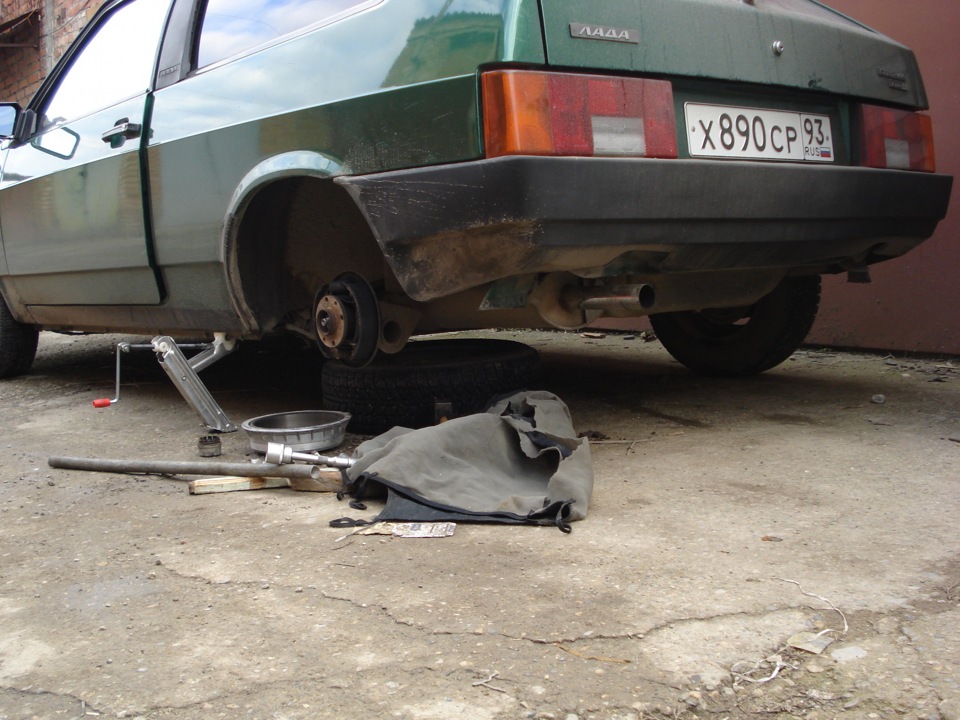 Поменял ступичный подшипник… — LADA 21083, 1,5 л., 2001 года | поломка ...