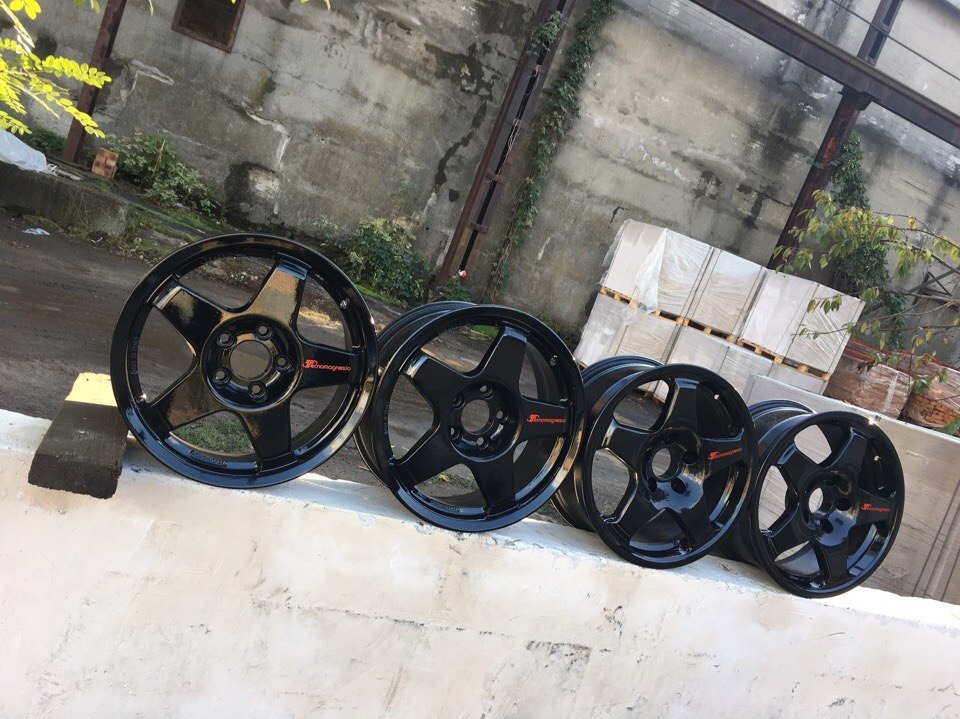 Итальянские диски Tecnomagnesio R17 5x120 (e36 e46 e90 и др) G-felgen ...
