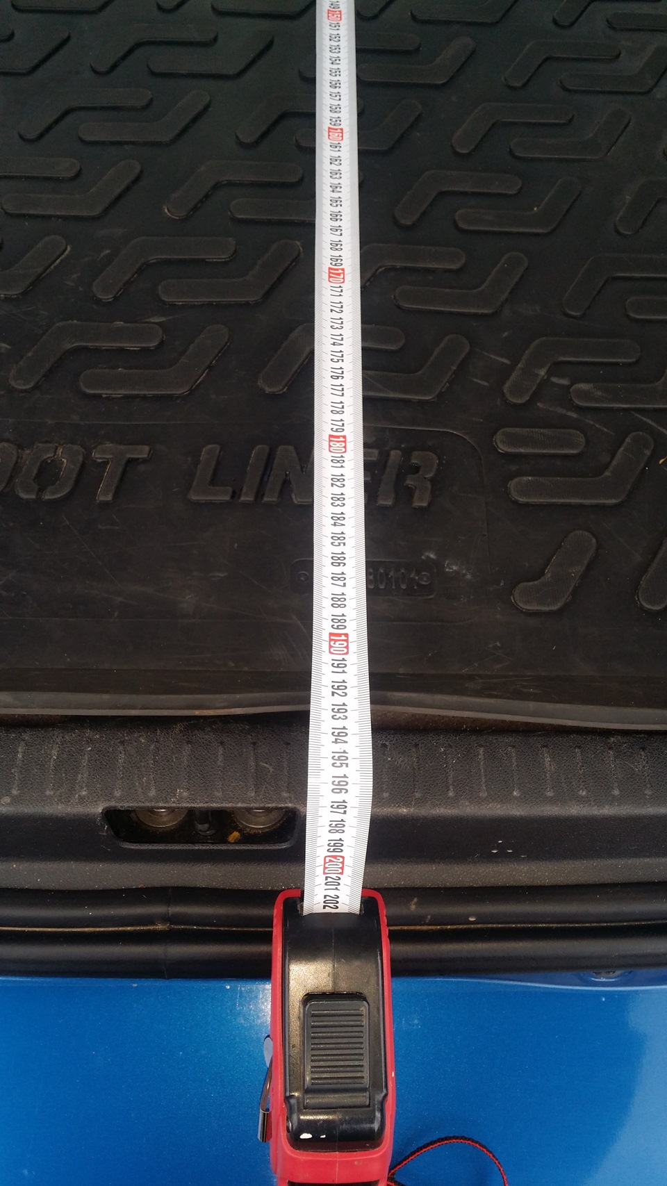 Фото в бортжурнале Renault Grand Scenic III. Запчасти на фото: T0712, 191192, 193194, 197198