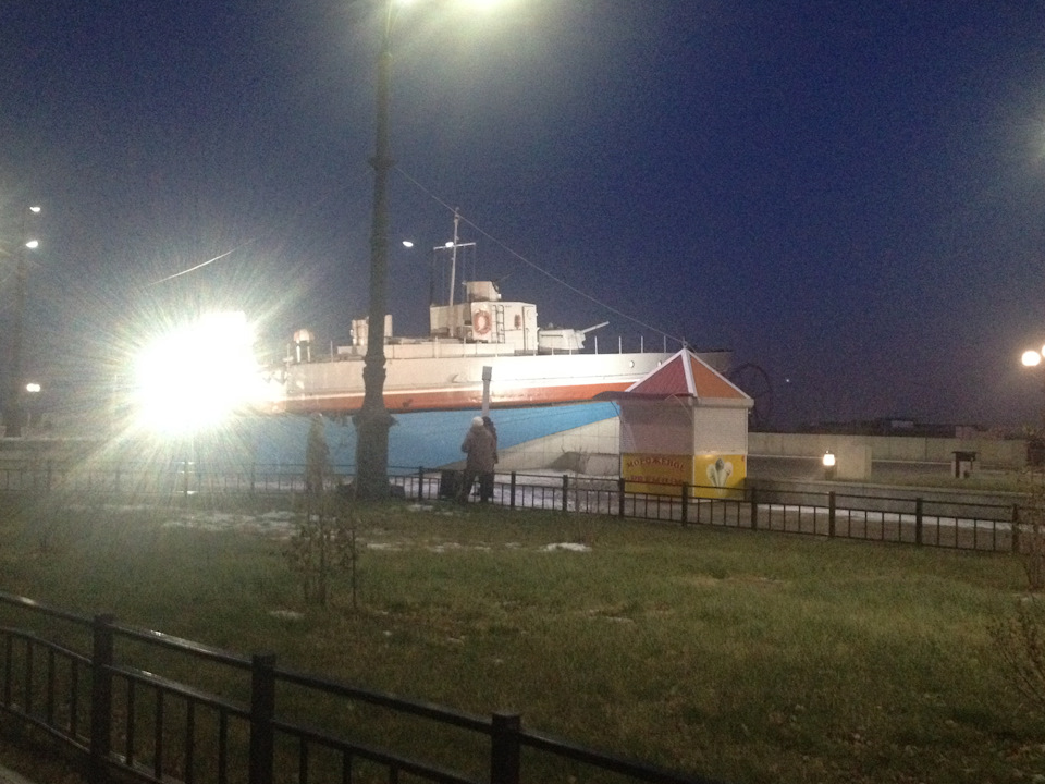 Установка ходовых огней, зеркал с повторителями, замена ламп габаритов ...