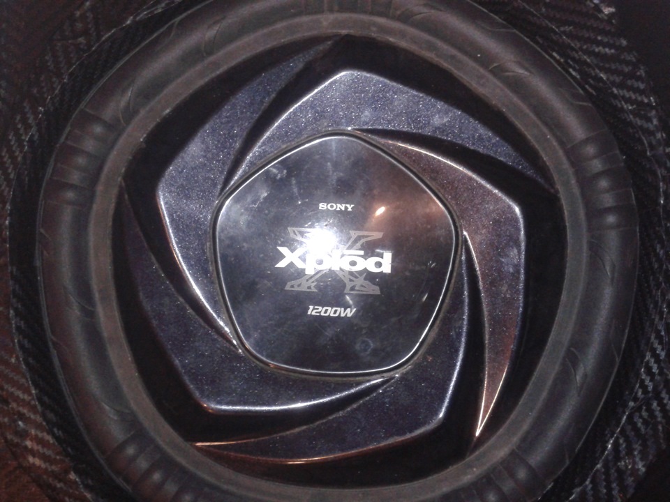 Установка саба soni xplod 1200w и усилителя hyundai 600w — Lada 21063 ...