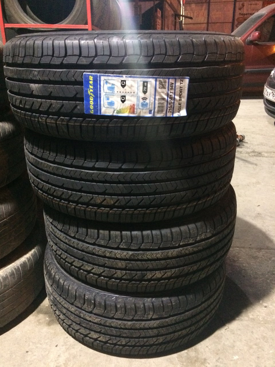 Goodyear eagle sport tz. Eagle Sport TZ 235/55 r17. Goodyear Eagle Sport TZ 215/55 r17 94v. Goodyear Eagle Sport TZ 235/55 r17. R17 215/55 Goodyear Eagle Sport 94v.