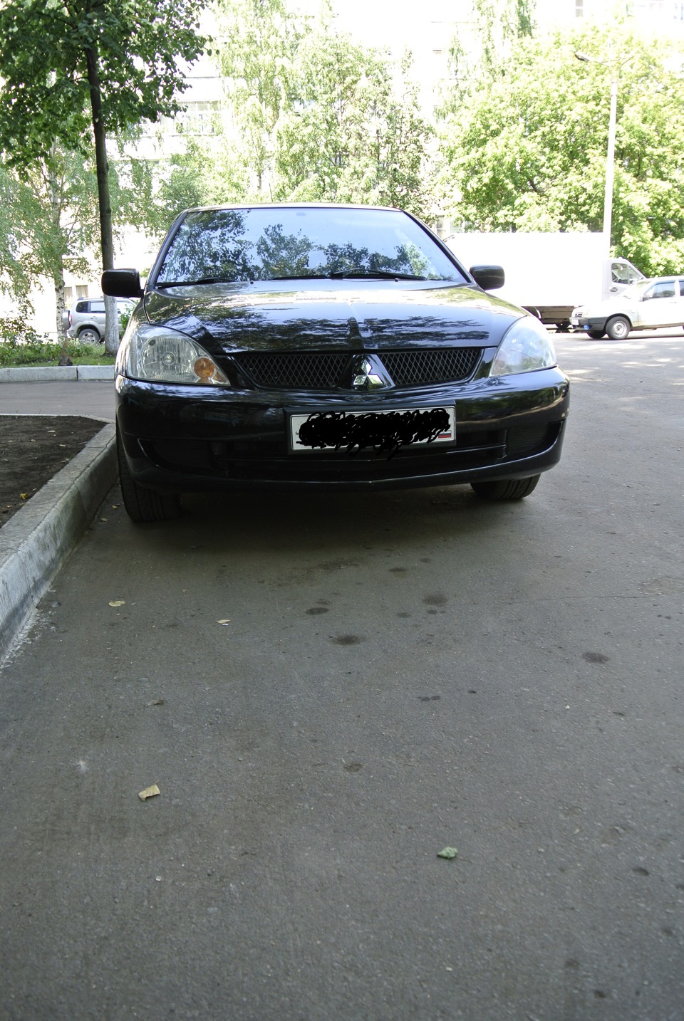 Плавают и повышаются обороты при холостом ходе на лансере — DRIVE2