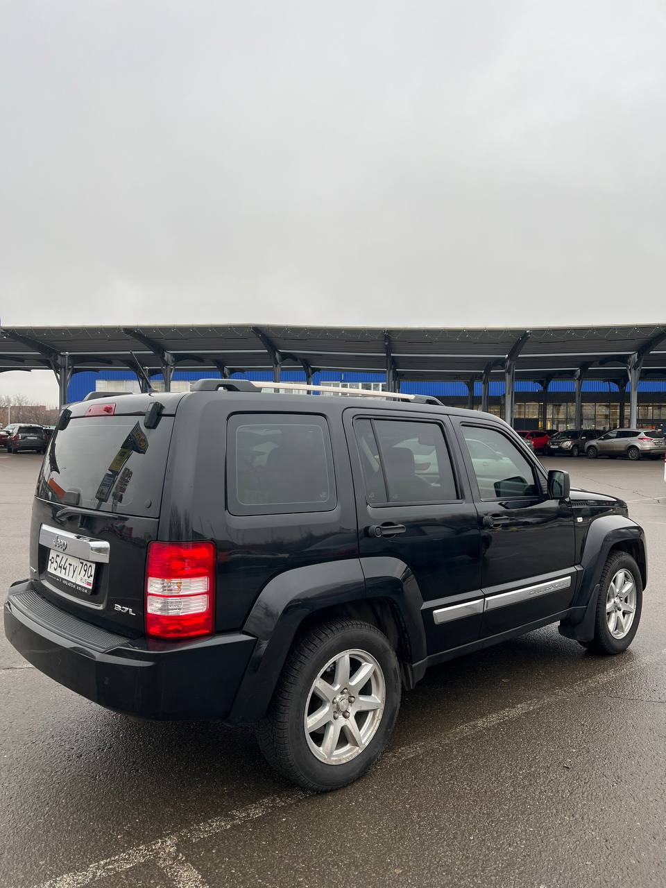 Фото в бортжурнале Jeep Cherokee (KK)