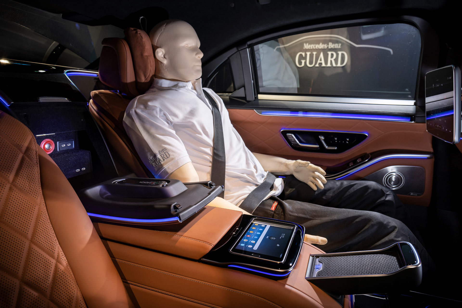 Mercedes Maybach s680 Haute Couture