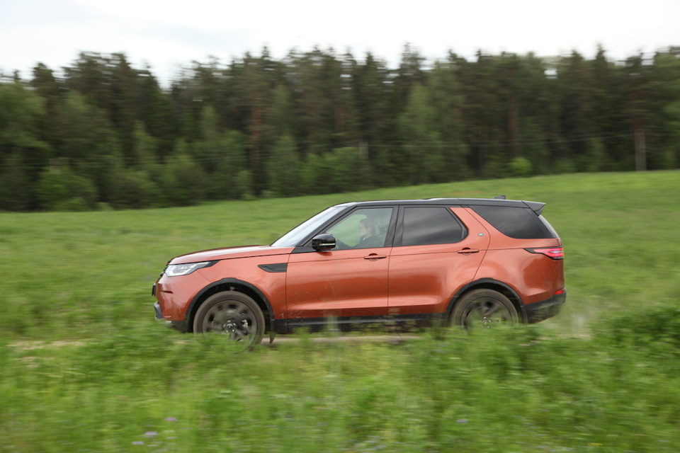 Land rover discovery 5 интерьер