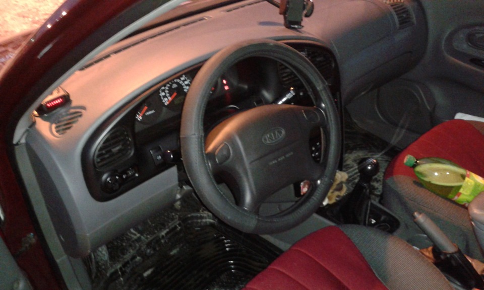 Кожаная оплетка руля — KIA Spectra, 1,6 л, 2005 года | аксессуары | DRIVE2