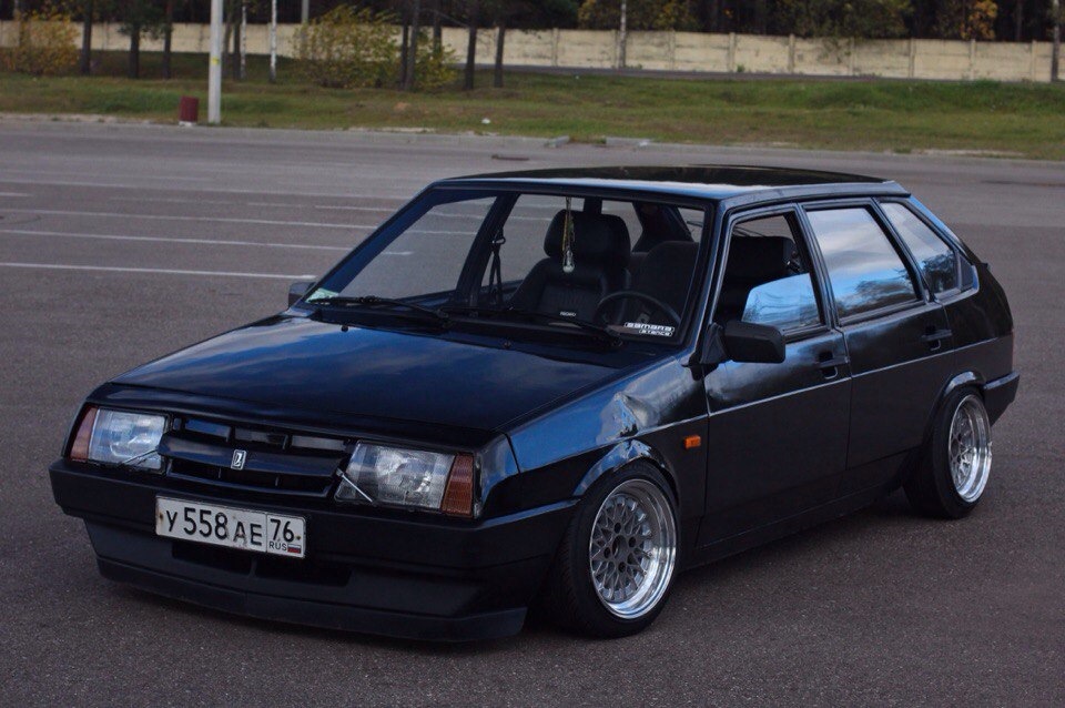 Lada 2109 stance