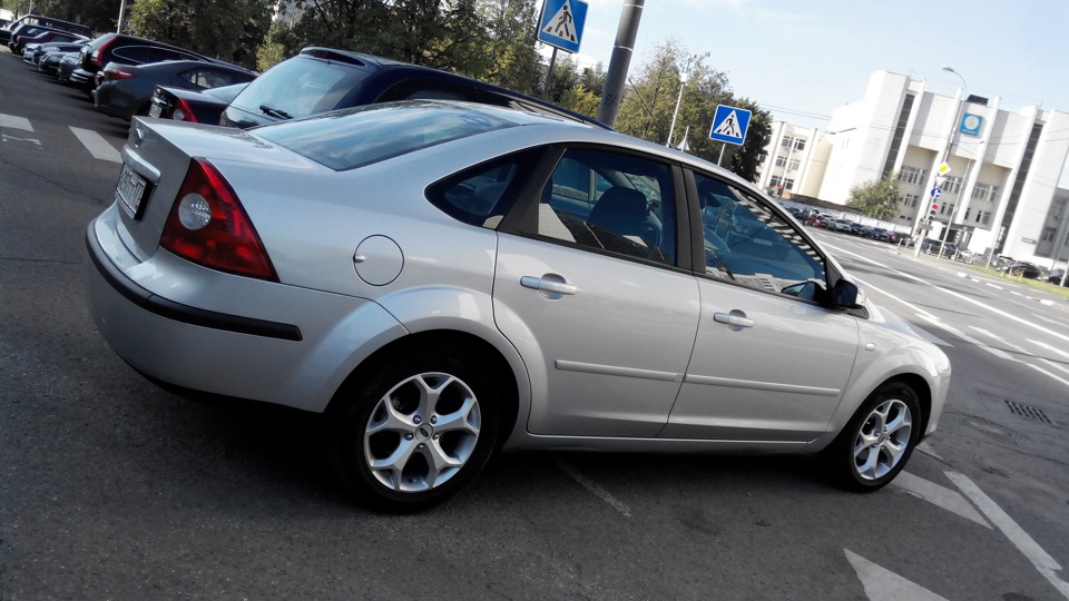 Ford Focus Sedan II 1.6 бензиновый 2007 | Ghia ESP на DRIVE2