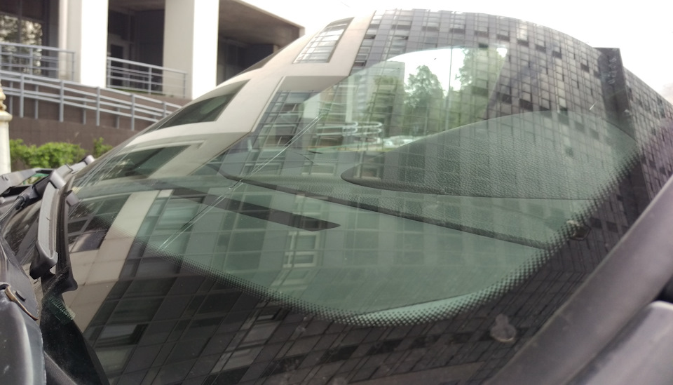 Остановка трещины и ремонт скола на лобовом стекле — Volkswagen Touareg ...