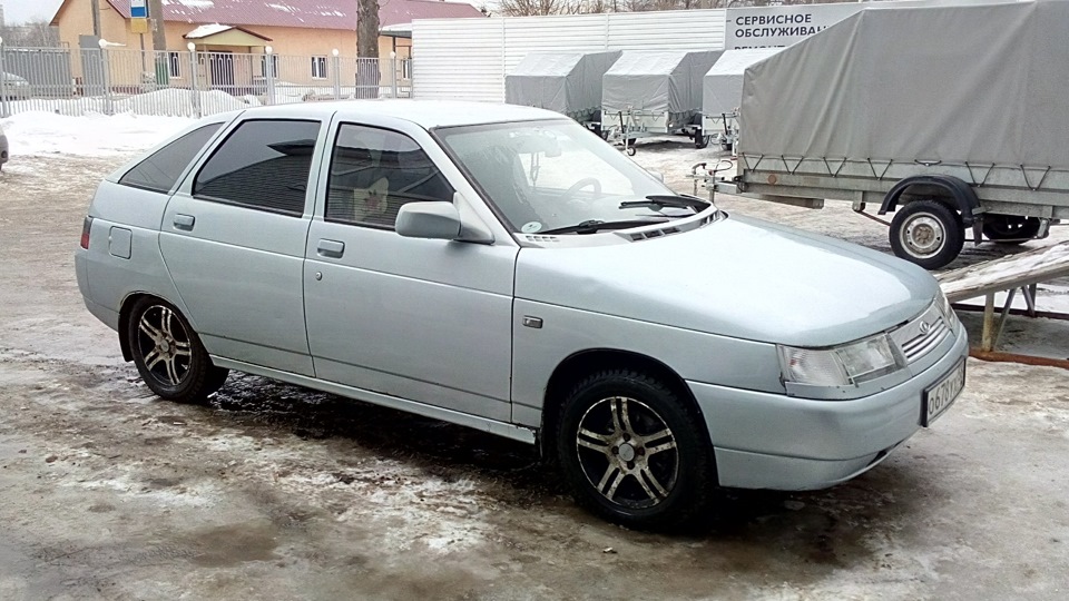 Ваз 2112 плохо. ВАЗ 2112 серая. Лада 2112 серая. Lada 2112 серая. ВАЗ 2112 светло серый.