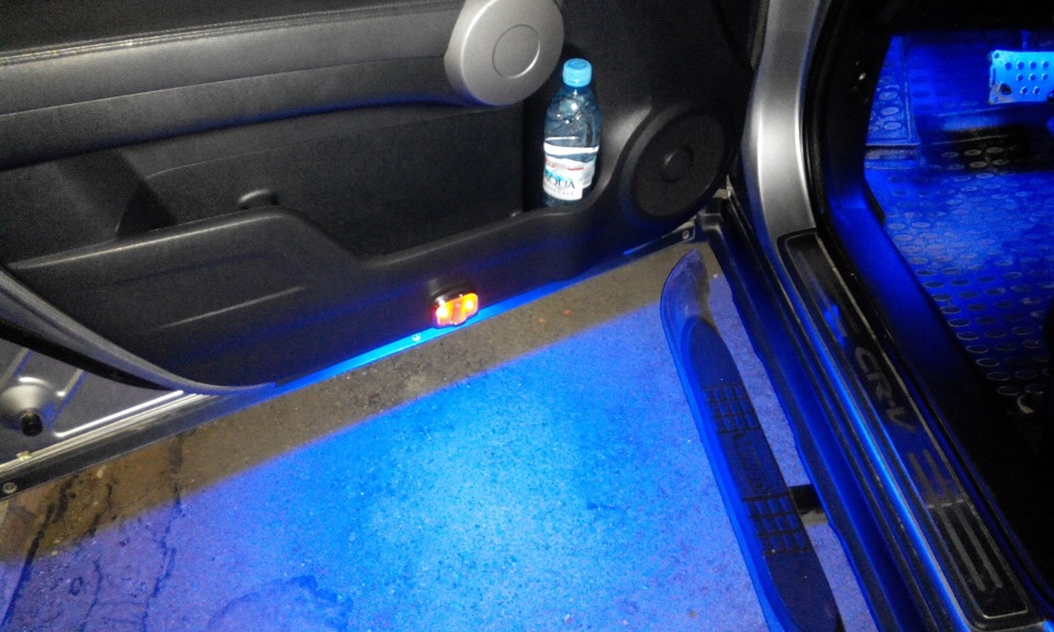 Подсветка двери багажника