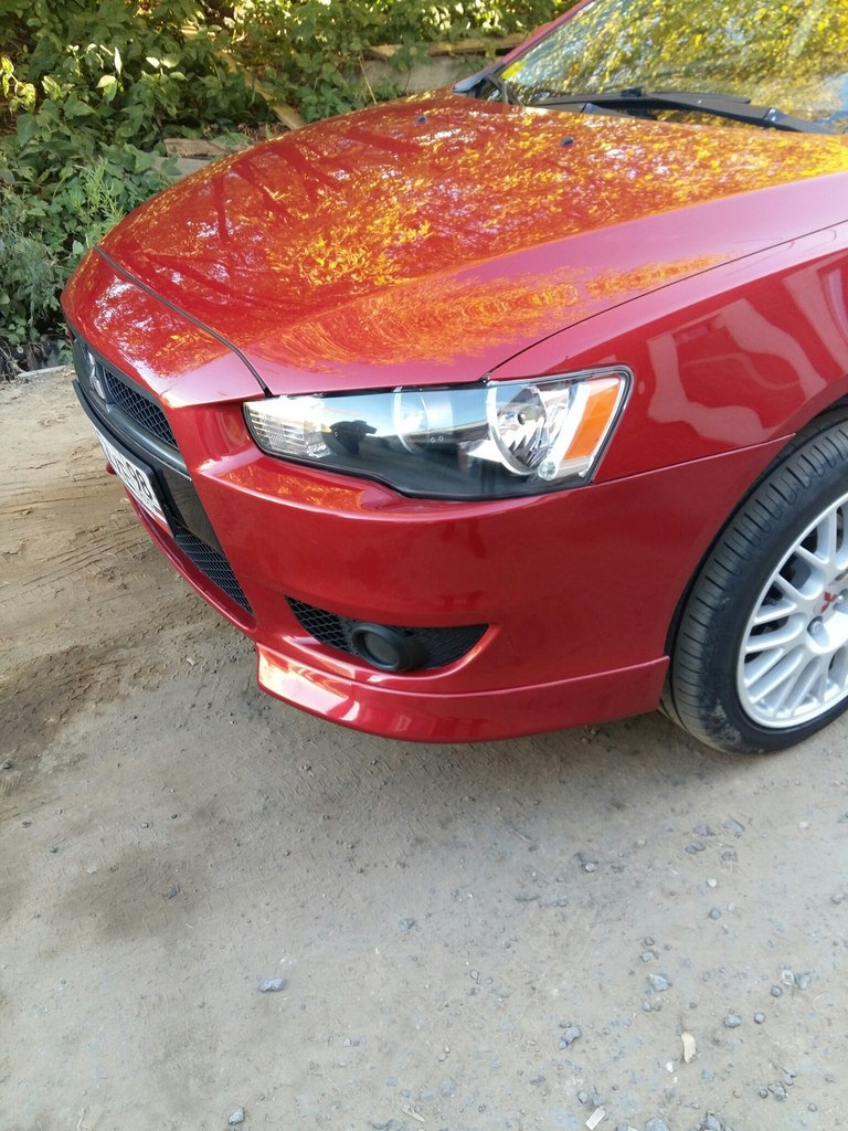Клыки переднего бампера — Mitsubishi Lancer X, 1,8 л, 2008 года ...