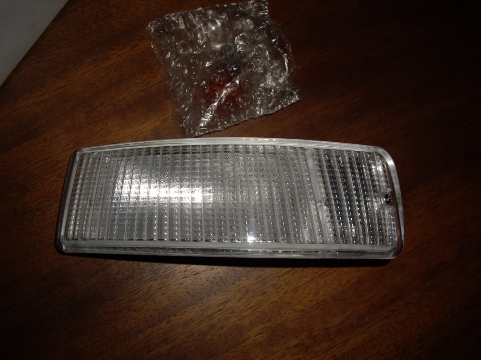 номер поворот. 1. поворотники в магазине на стенде. номер поворот. 1 1.