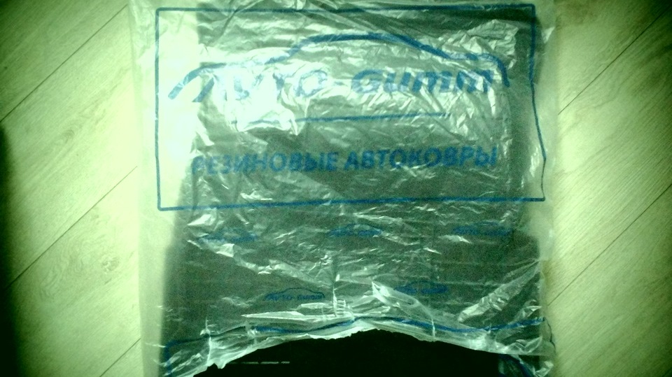 Замена ковриков в салончике. — DRIVE2