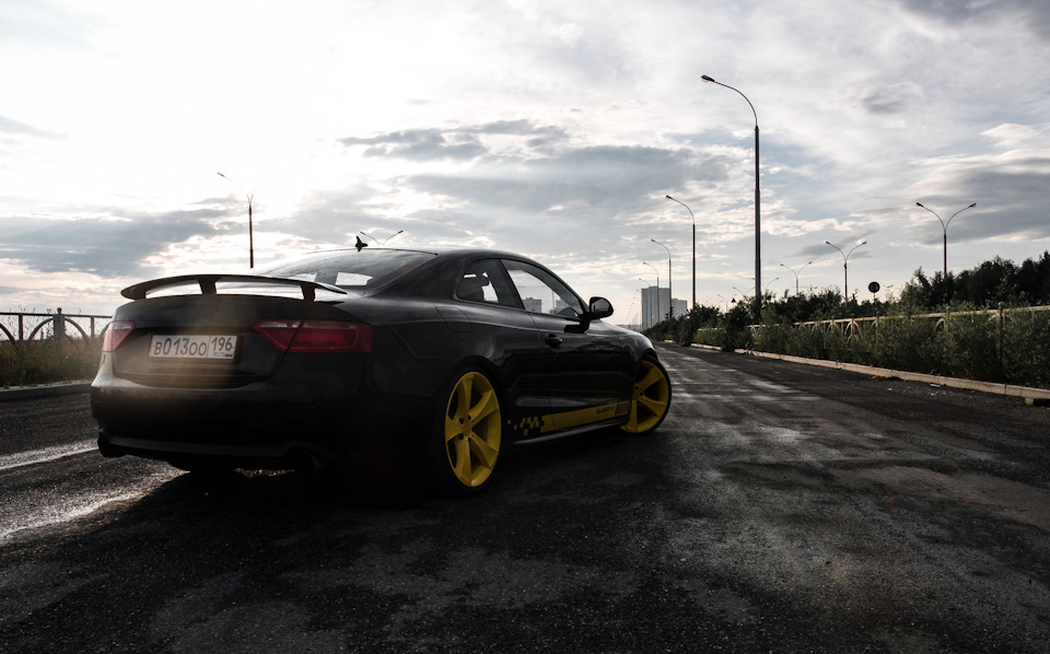 Фото в бортжурнале Audi A5 (1G). Запчасти на фото: 801300