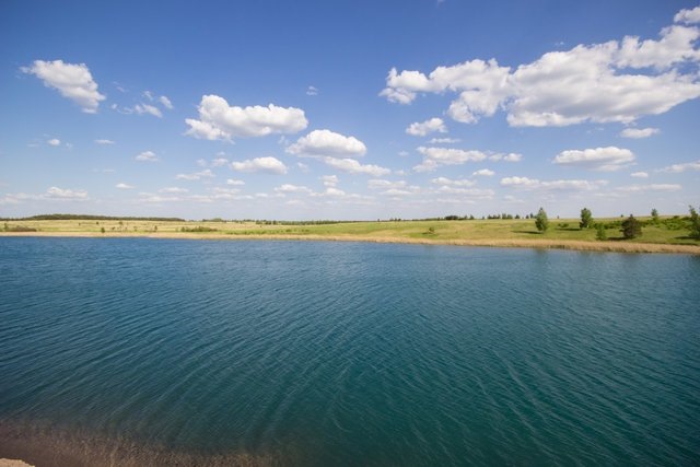 Зона отдыха голубая вода