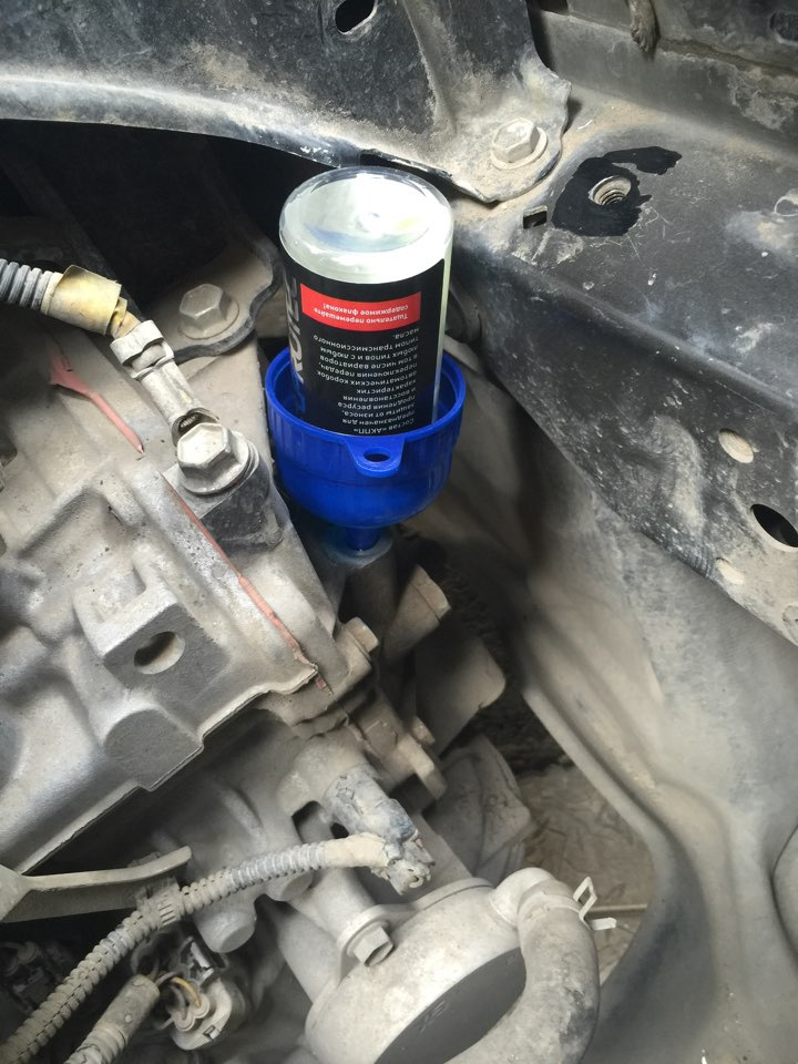 Обработал коробку, двигатель SUPROTEC ; промыл дроссельную заслонку ...