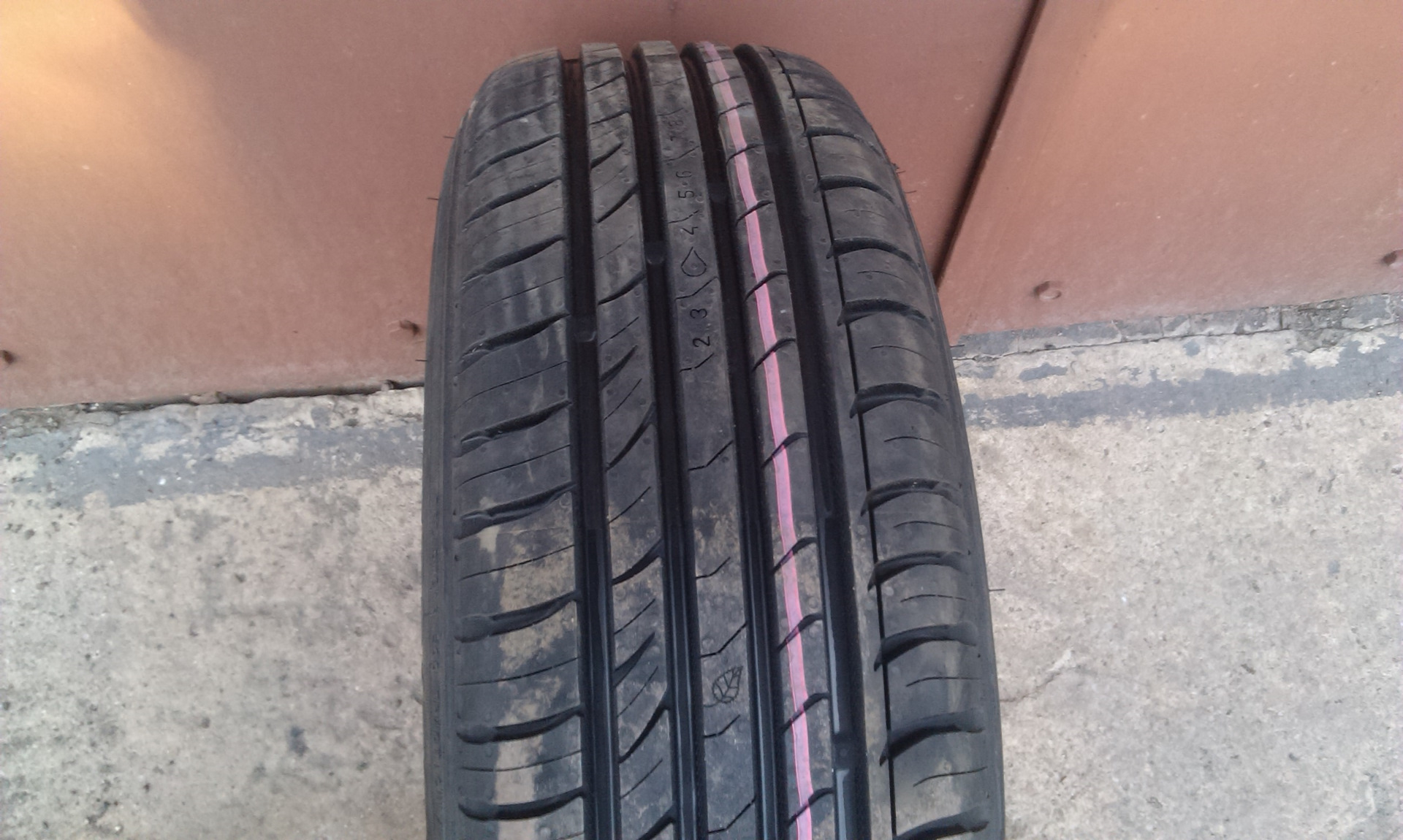 Nokian Nordman SX 2 175 70 R13 Sens 1 3 2012