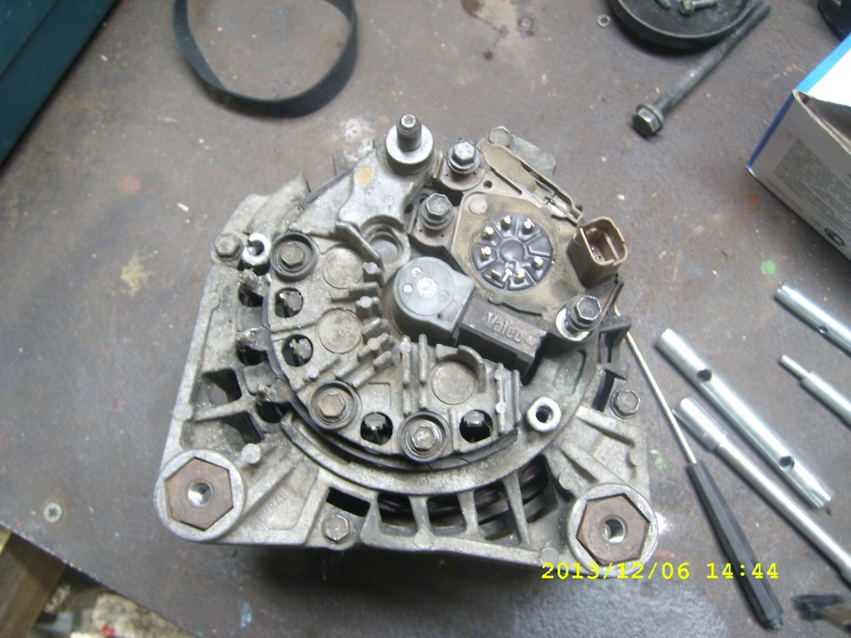 замена токосъемных колец на генераторе 120 А — DRIVE2