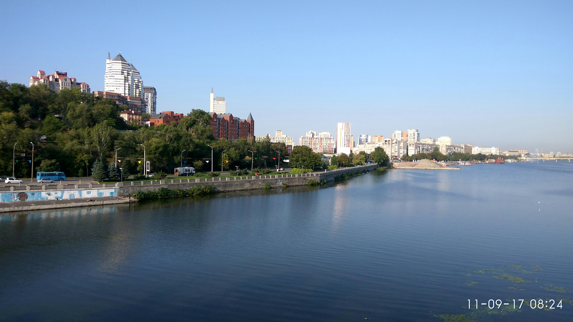 в днепропетровске на набережной